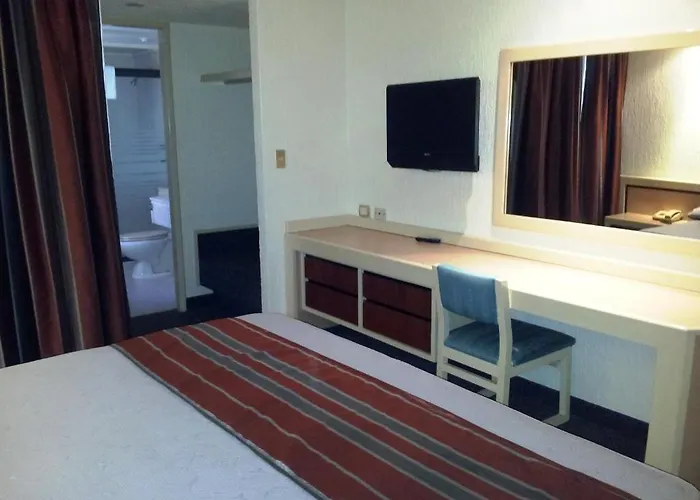 Fleming Hotel 3*